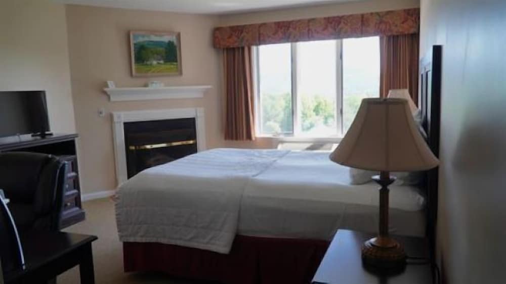 The Lucerne Inn - photo 13