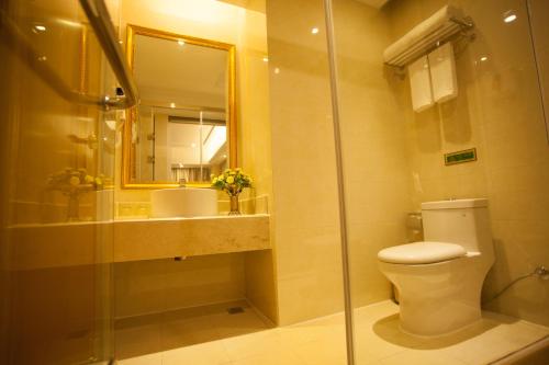 Vienna Hotel — hotel in Yichun
