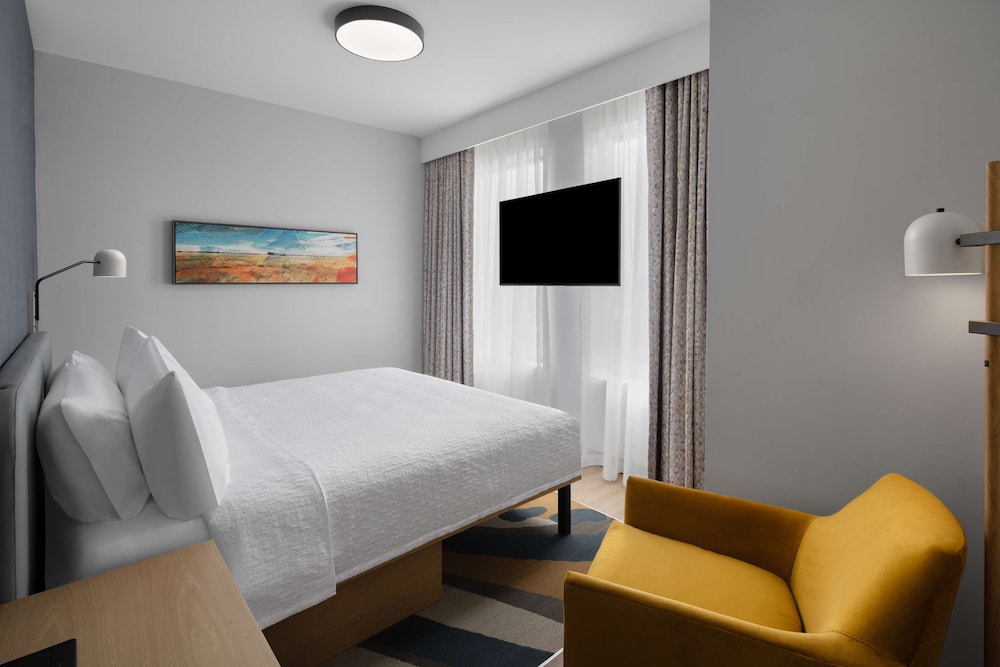 Homewood Suites By Hilton Grand Prairie At Epiccentral — Grand Prairie