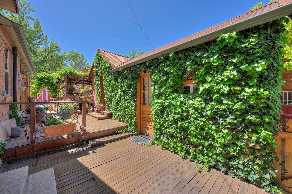 Cali Cochitta Vacation Rentals - photo 65