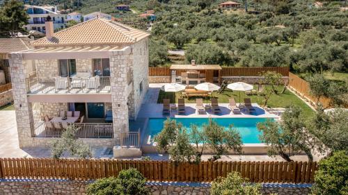 Claudio Stone House — 4-Star Luxury Hotel in Sikyon, Greece