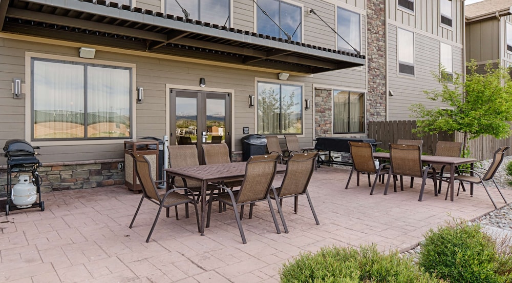 Hampton Inn & Suites Pinedale - photo 43