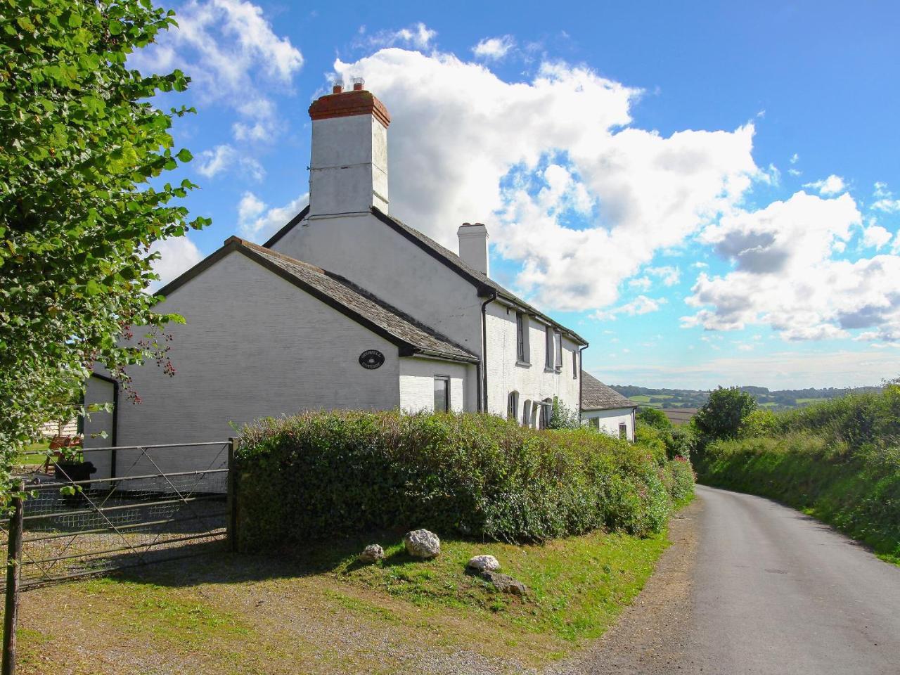 Oddwell Cottage — 4-Star Luxury Hotel in Taunton, United Kingdom