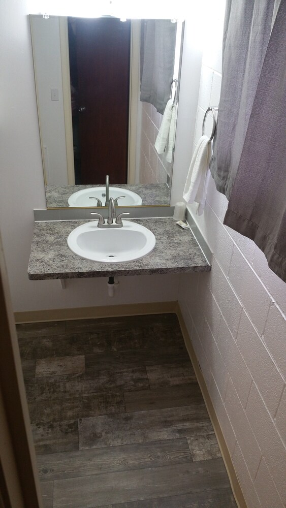 Thunder Bird Motel - photo 48