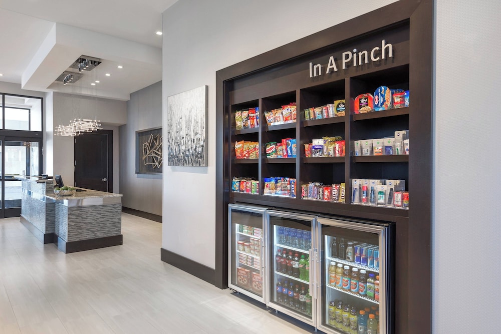 TownePlace Suites Boston Logan Airport Chelsea - photo 43