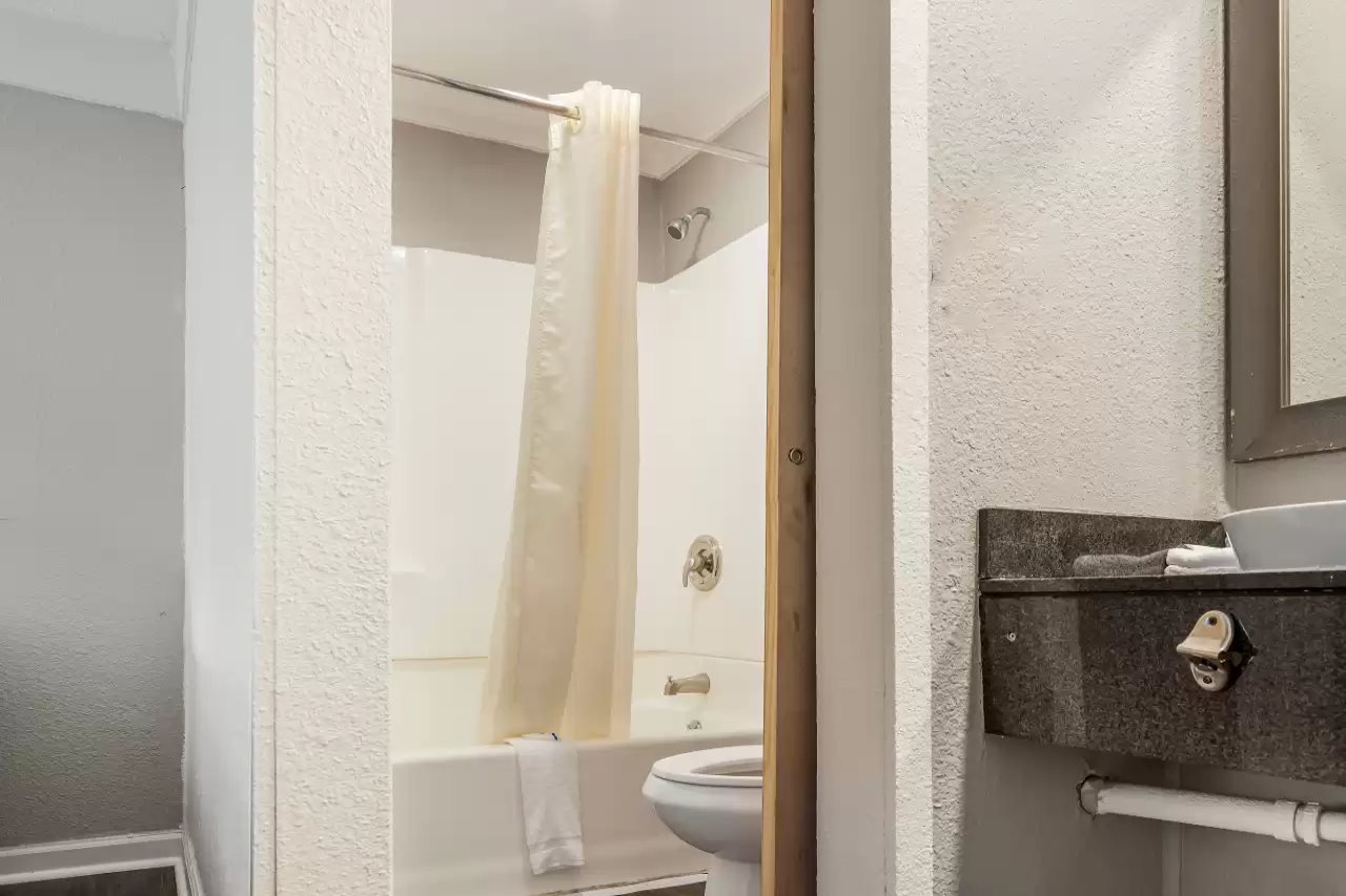 Rodeway Inn Fenton MO - photo 17