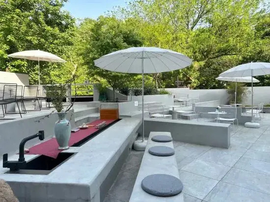Hangzhou Fan Hua Si Jing Hotel — 4-Star Luxury Hotel in Hangzhou, People's Republic of China