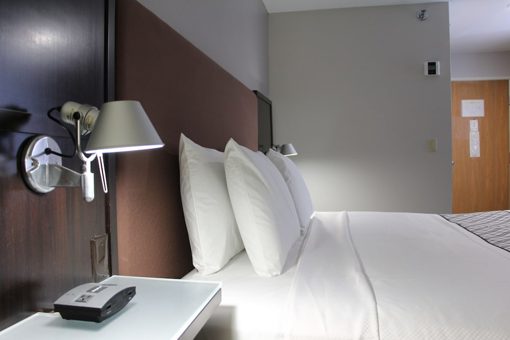 Westbridge Inn & Suites Carrollton - photo 8