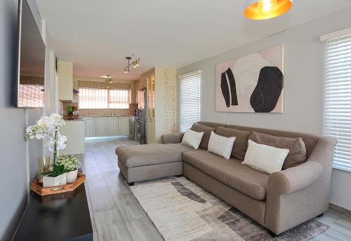 Ocean view Luxury Beachfront Self Catering Apartment
