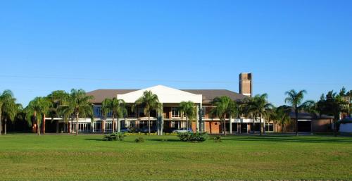Catange Hotel - carbon neutral hotel in Charata