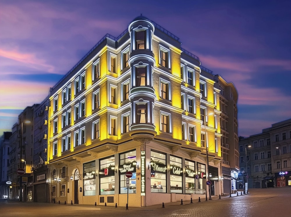 Meserret Palace Hotel Special Category — 4-Star Luxury Hotel in Istanbul, Turkey