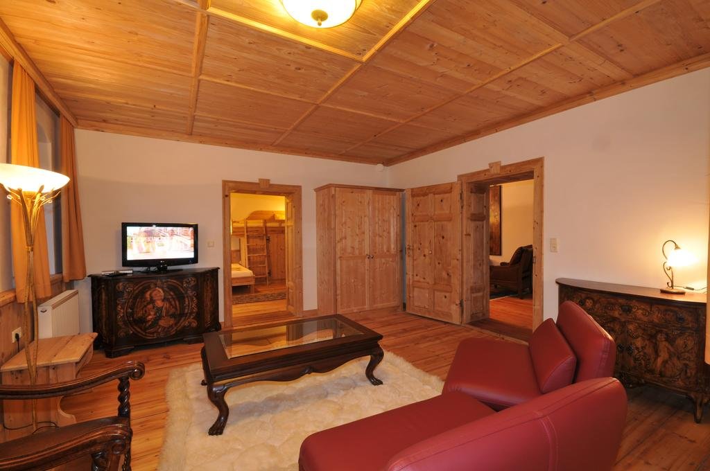 Villa Francesca — 4-Star Luxury Hotel in Zellberg, Austria
