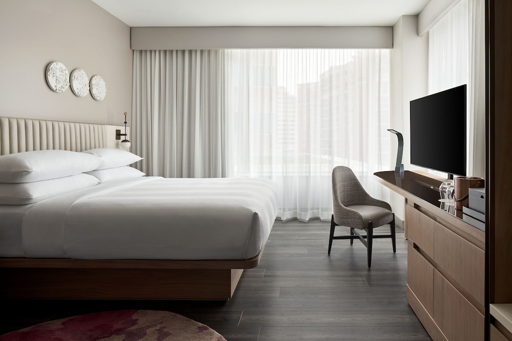 Marriott Bethesda Downtown at Marriott HQ - photo 11