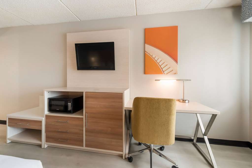 Baymont by Wyndham Westampton - photo 23
