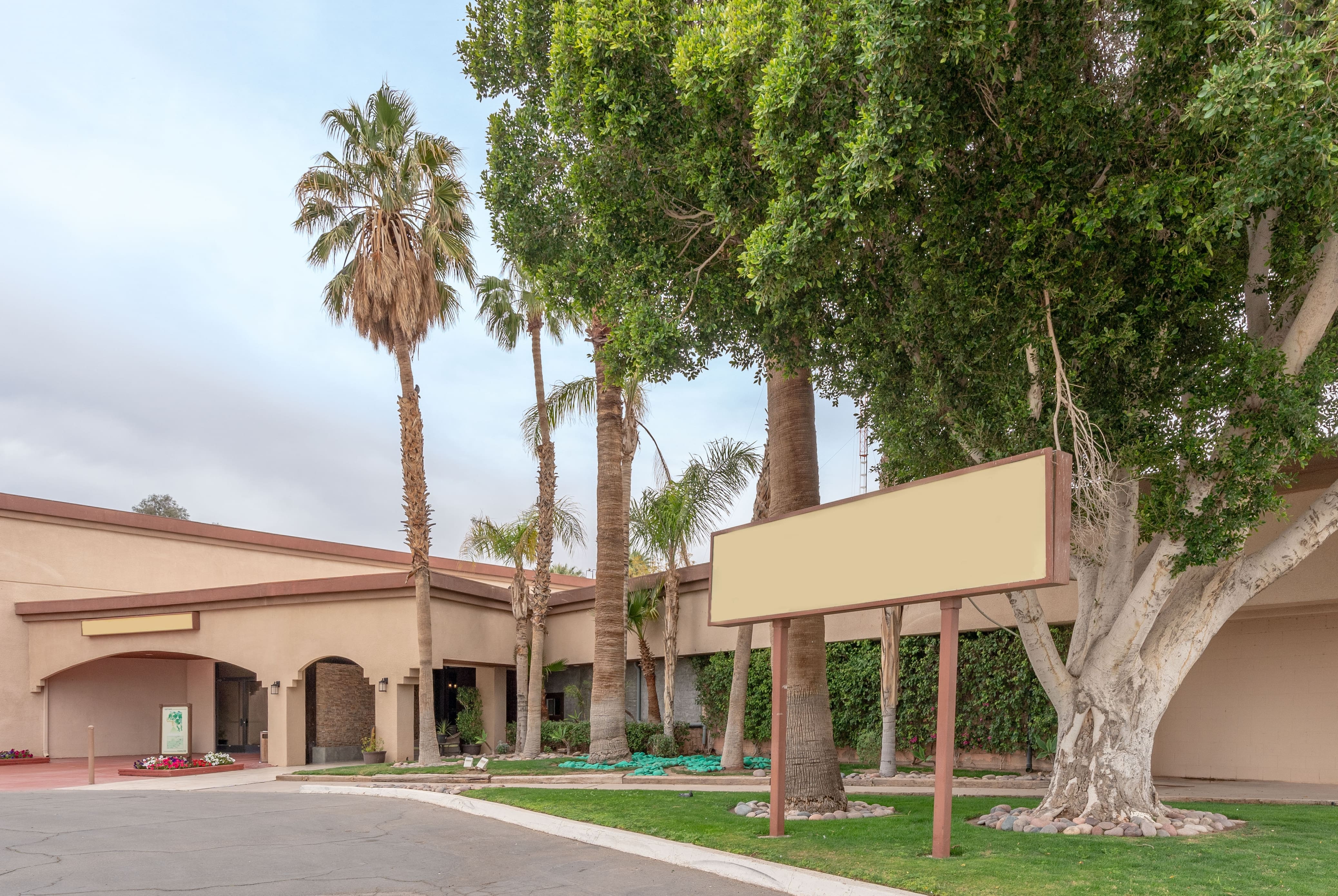 Travelodge by Wyndham Grand Rapids North - photo 5