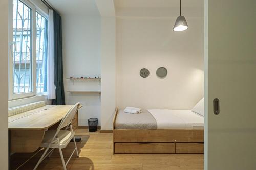 Stylish 2BR Apt in Vake Central Tbilisi By Wehost