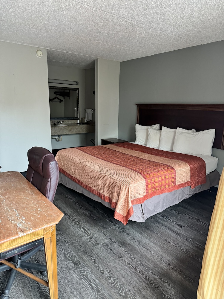 Heritage Inn Milledgeville GA - photo 10