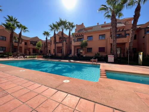 Modern 2 Bedroom Beachside Apartment NR72 — 4-Star Luxury Hotel in Los Alcazares, Spain