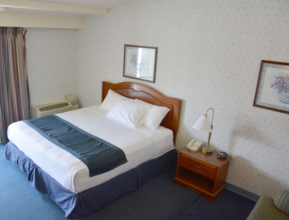 Travelodge by Wyndham Milwaukee - photo 25