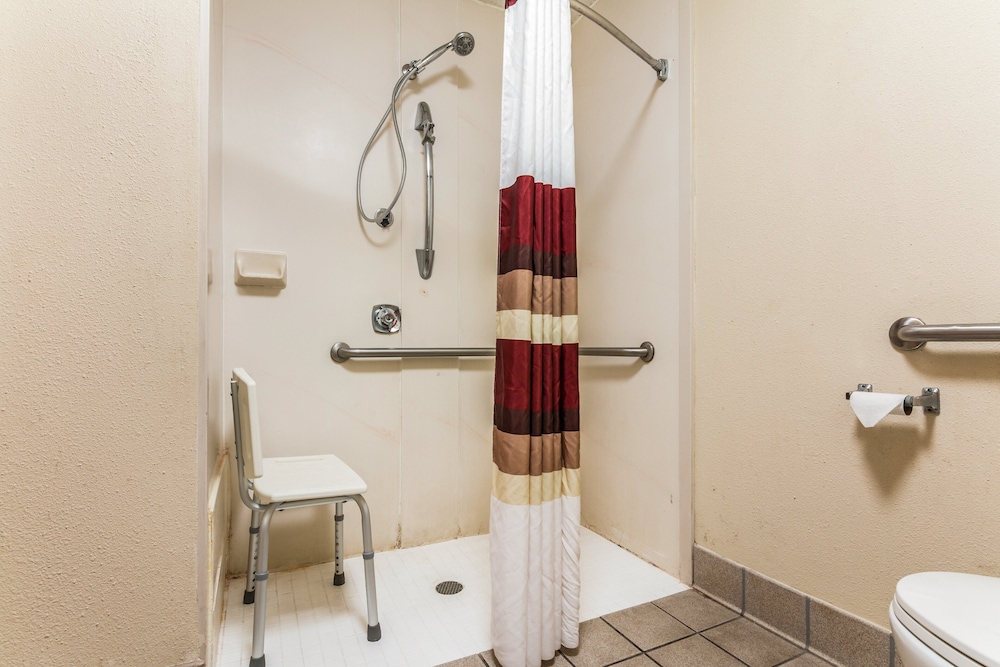 Red Roof Inn Texarkana - photo 20