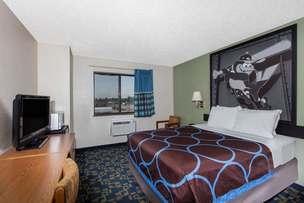 Super 8 by Wyndham Aberdeen MD - photo 12