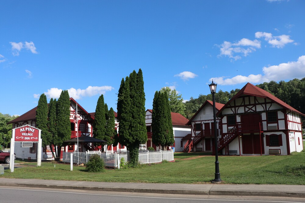 Helen Alpine Village Inn - photo 13