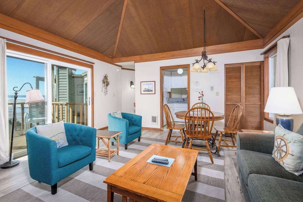 Little Creek Cove Beachfront Resort - photo 56