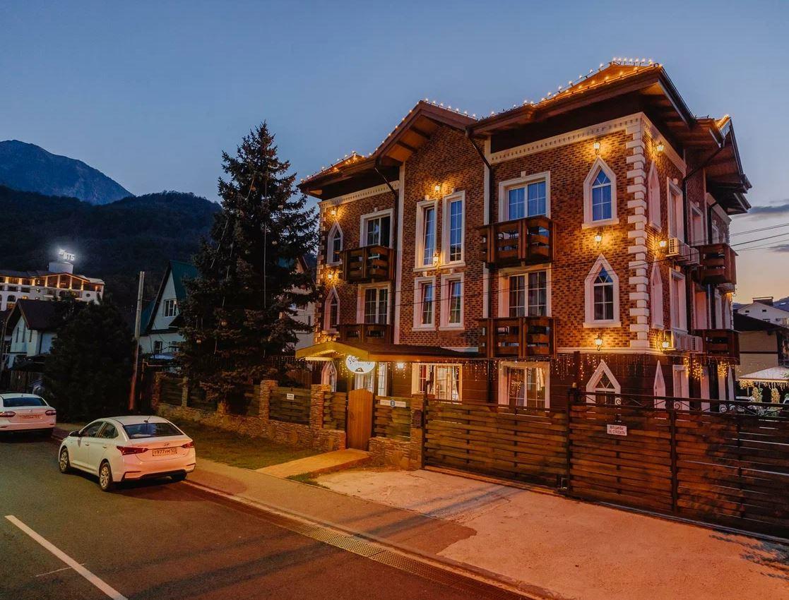 Usadba Hotel — 4-Star Luxury Hotel in Krasnaya Polyana, Russia
