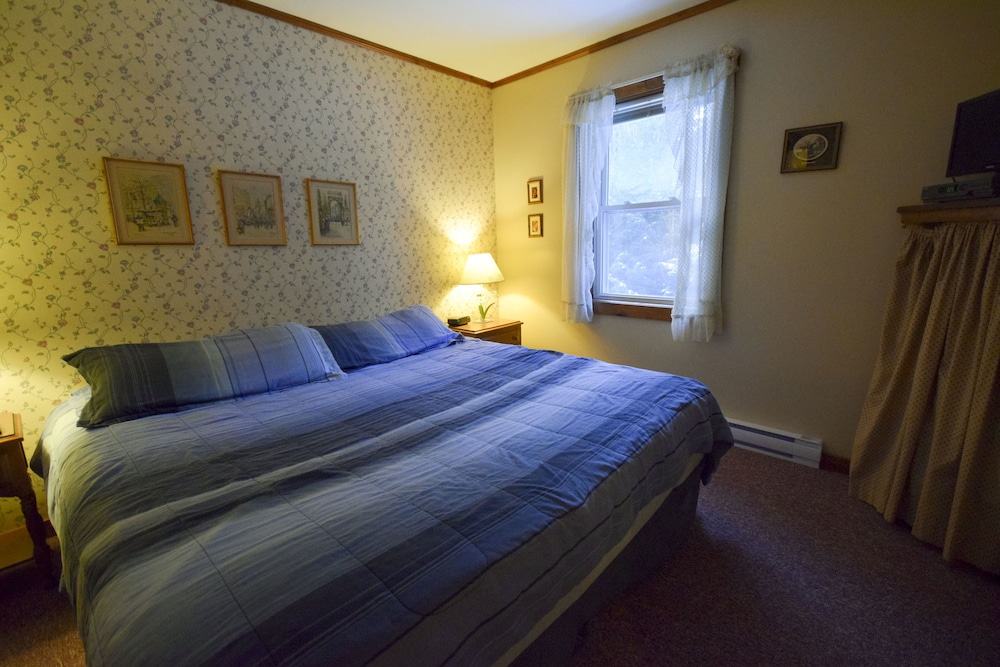 Stowe Cabins in the Woods - photo 3