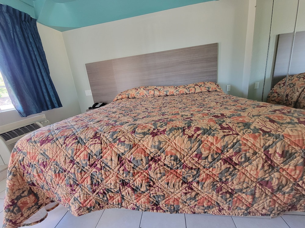 Maxim Iii Motel - photo 4