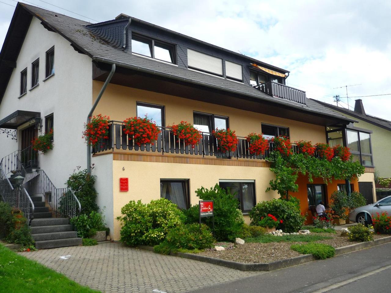 Ferienhaus Stülb — hotel in Zeltingen-Rachtig