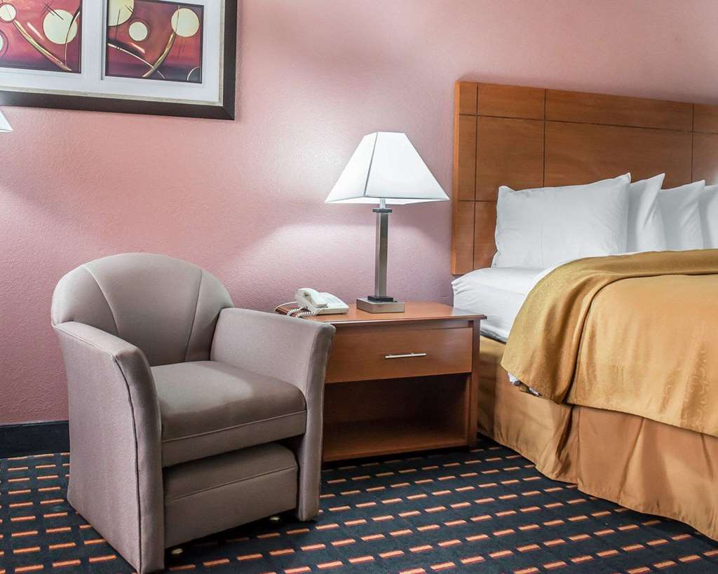 Quality Inn Marianna South - photo 11