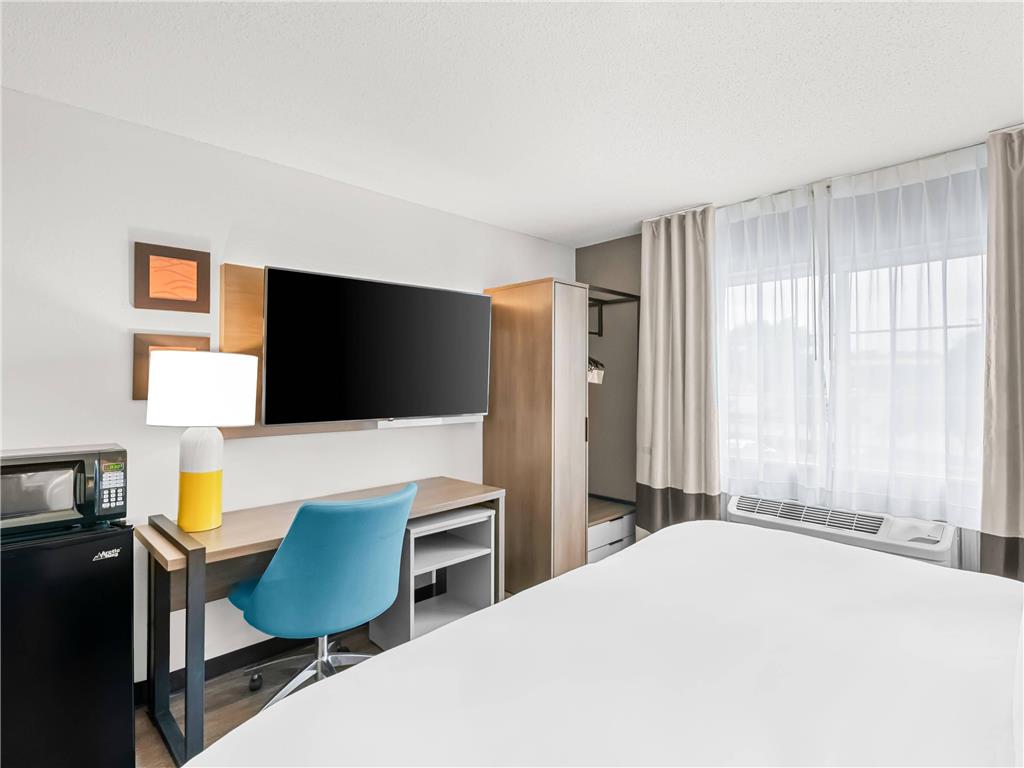 Comfort Inn & Suites Bellevue Omaha Offutt AFB - photo 17