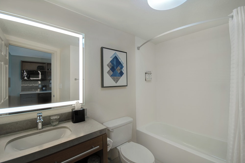 Candlewood Suites Columbia Ft. Jackson by IHG - photo 39