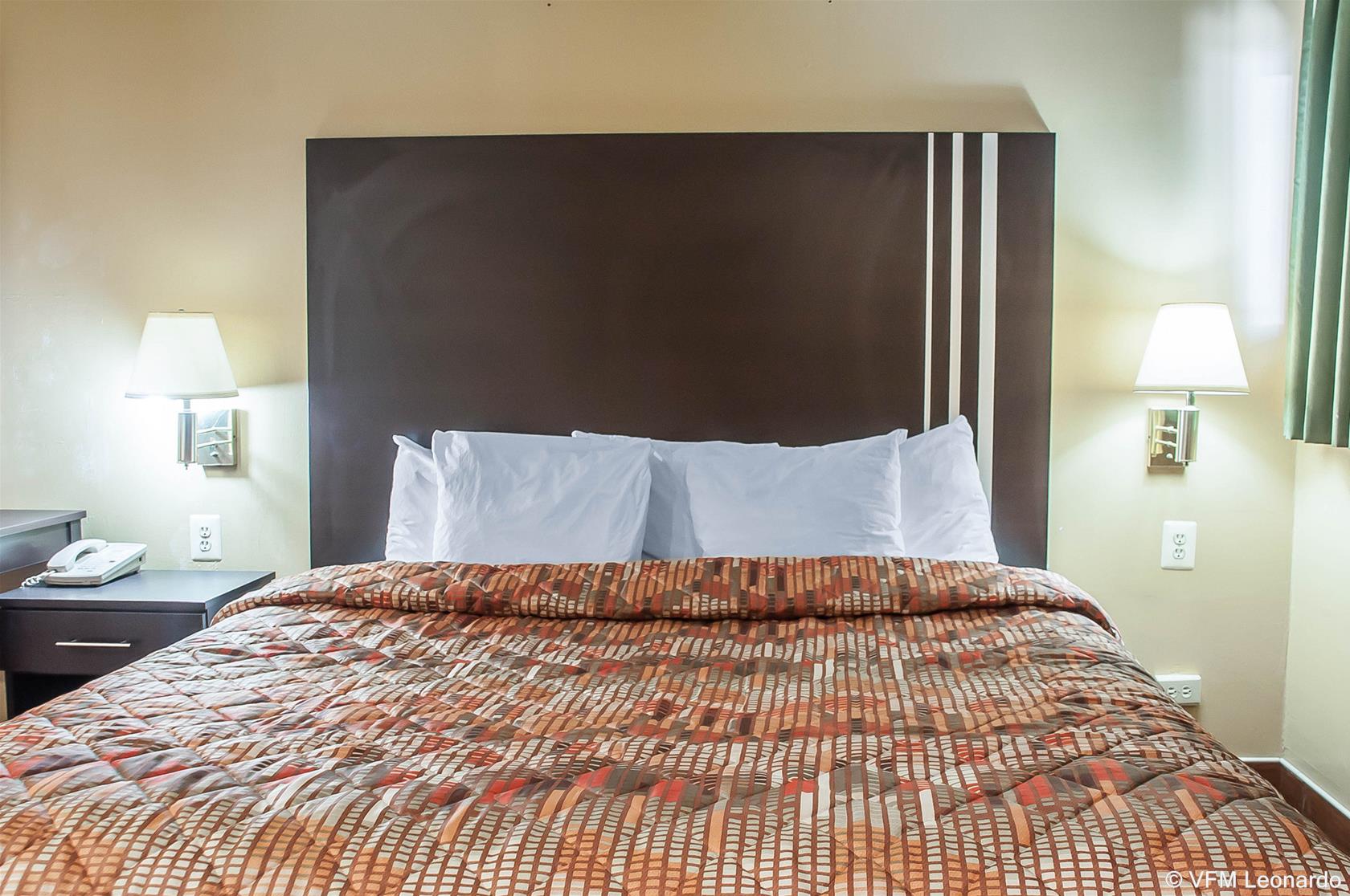 Amherst Inn & Suites - photo 11