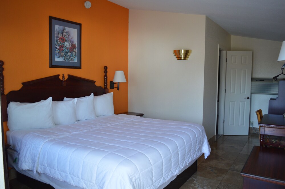 Budget Inn Ft Myers - photo 11