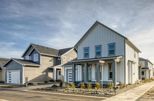 Arcade House — 4-Star Luxury Hotel in Ocean Shores, United States