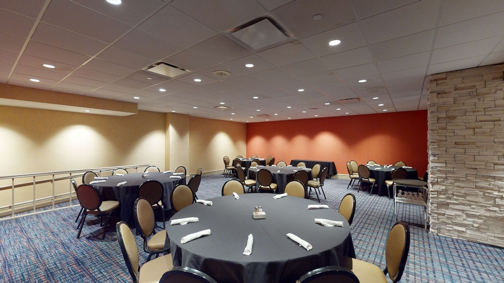DoubleTree by Hilton Boston North Shore - photo 52