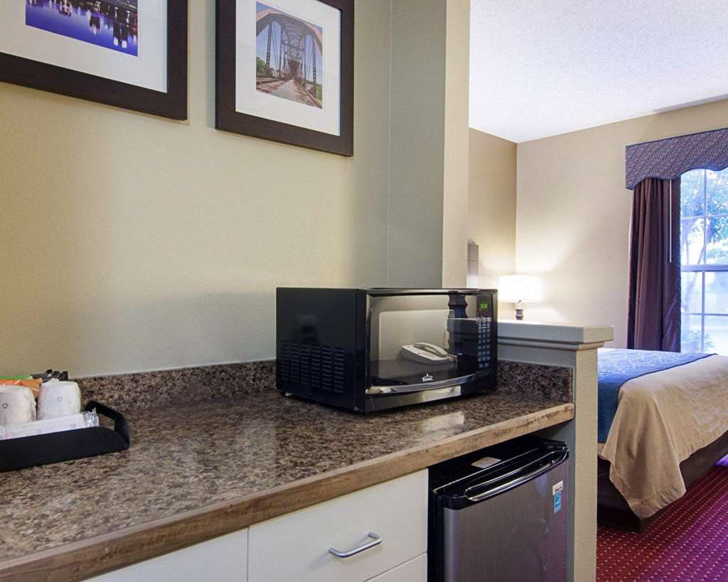 Quality Inn & Suites Little Rock West - photo 21