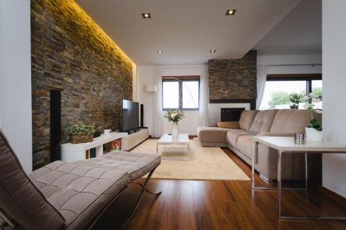 Villa Mastlo — 4-Star Luxury Hotel in Torres Vedras, Portugal