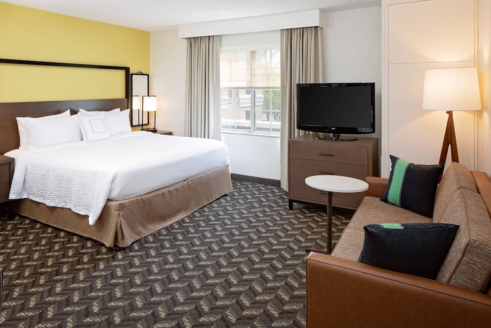 Residence Inn by Marriott Tysons - photo 10