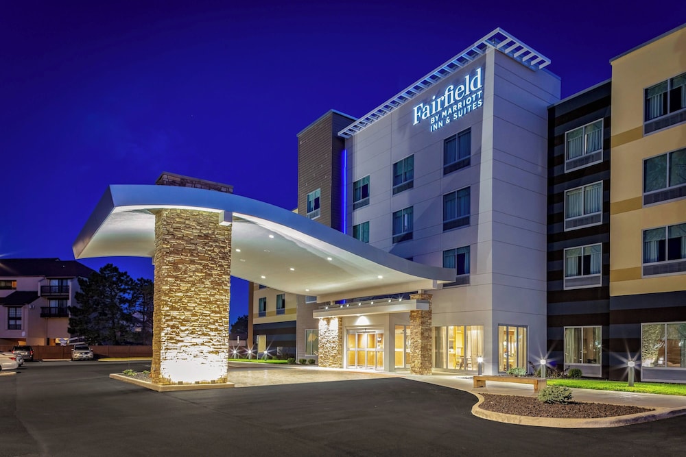 Fairfield by Marriott Port Clinton Waterfront in Port Clinton, United States