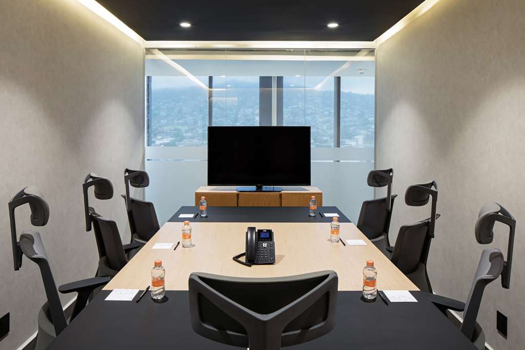 Galeria Plaza Monterrey Business Center