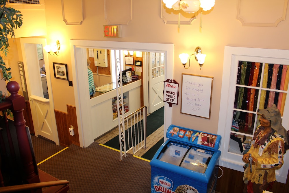 Colonial Resort 1000 Islands — Gananoque — photo 2