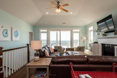 The Salty Dog by Oak Island Accommodations - photo 46