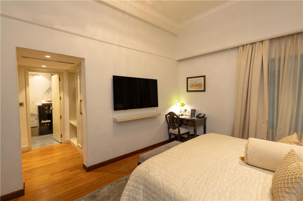 Superior King Bed Room