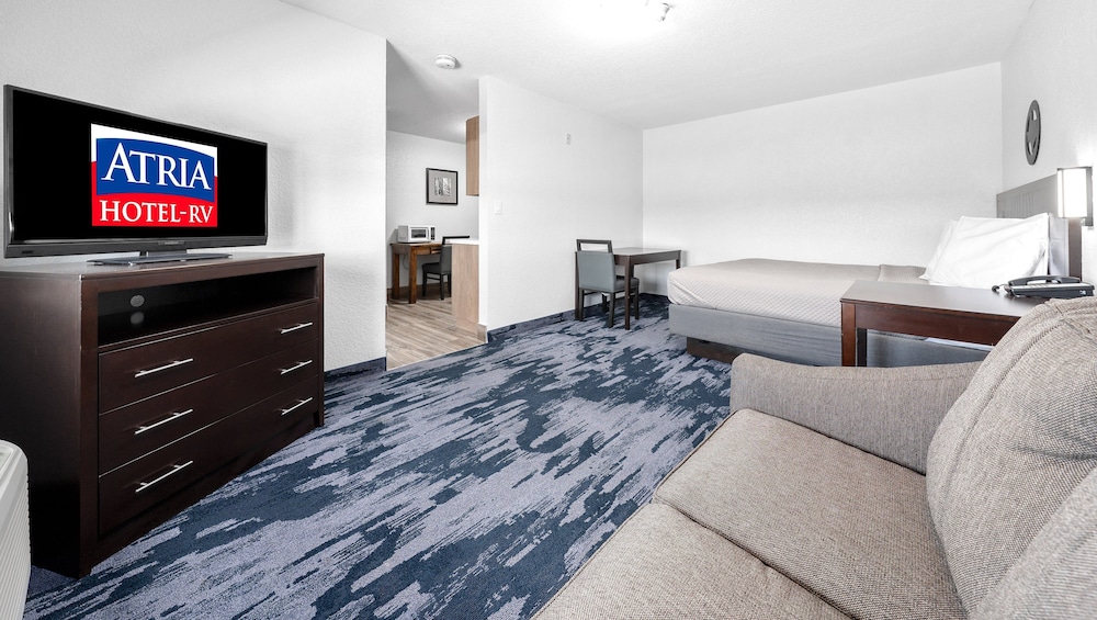 Atria Hotel and RV McGregor - photo 9