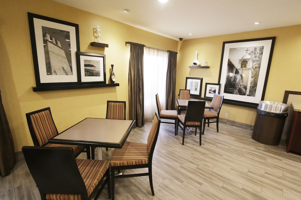 Hampton Inn Los Angeles Carson Torrance - photo 34