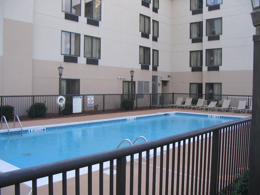 Holiday Inn Express Durham by IHG - photo 19