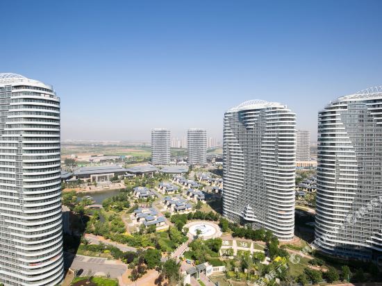 Furui Luxury Resort Serviced Seaview Apartment in Suizhong, People's Republic of China